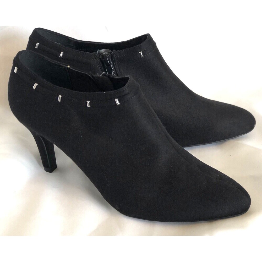 Covington Anklet Boots 8M Blk Faux Suede Ankle Booties 3" Heel Side Zip Studs